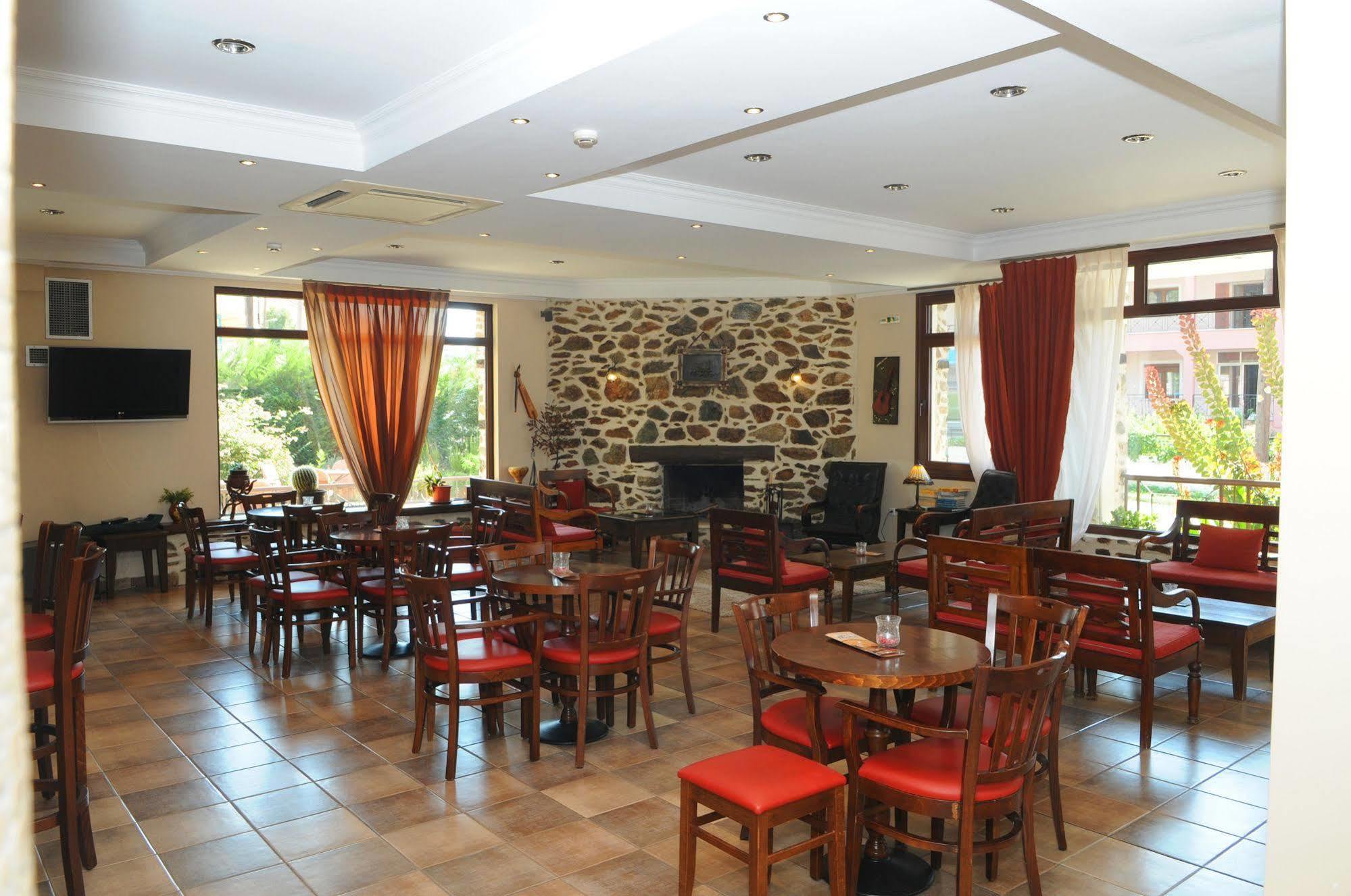 Hotel Nostos Kastoria Buitenkant foto