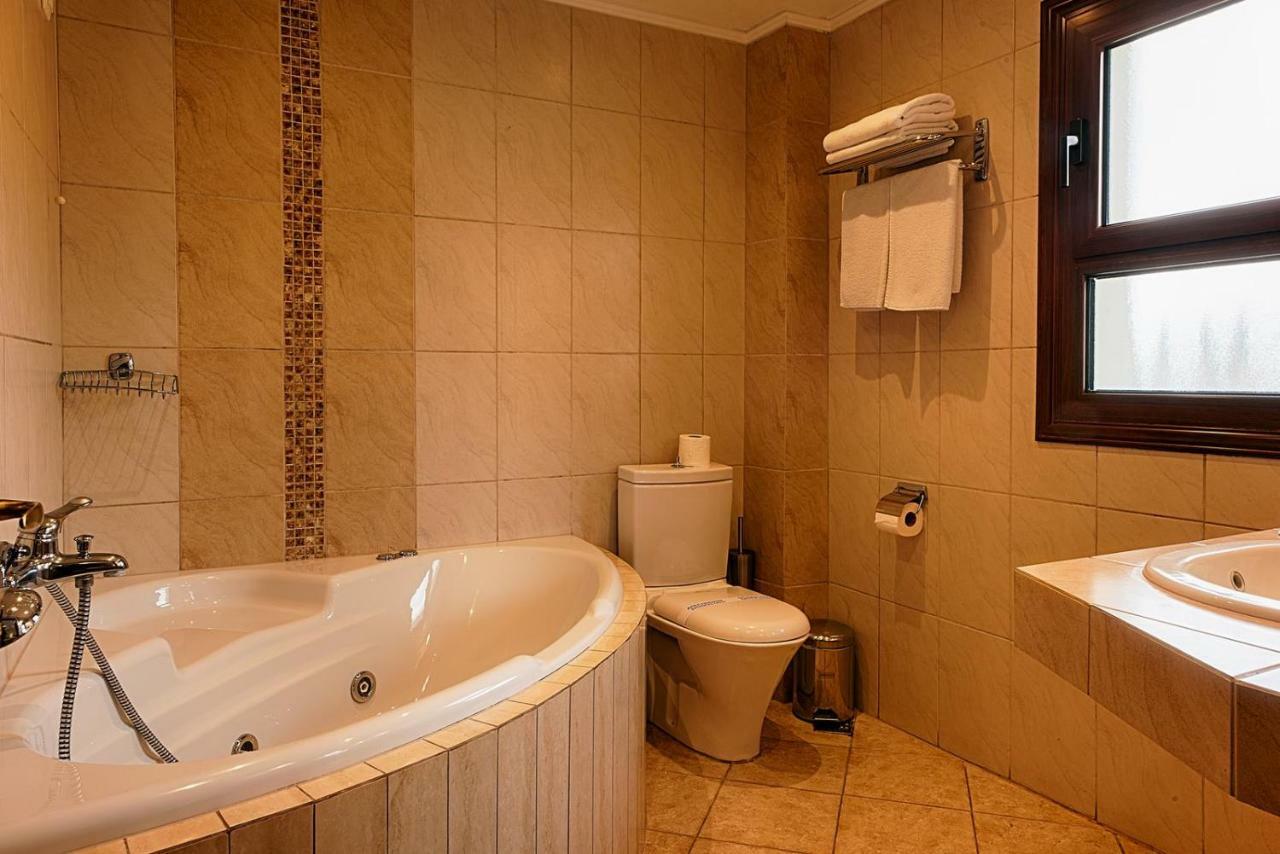 Hotel Nostos Kastoria Buitenkant foto
